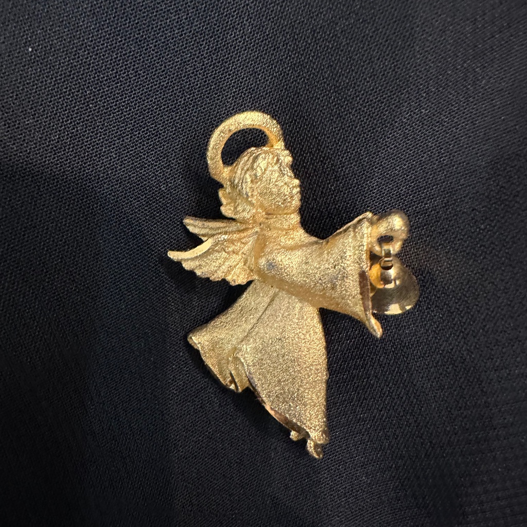 Gold Tone Angel Pin Made In The Usa